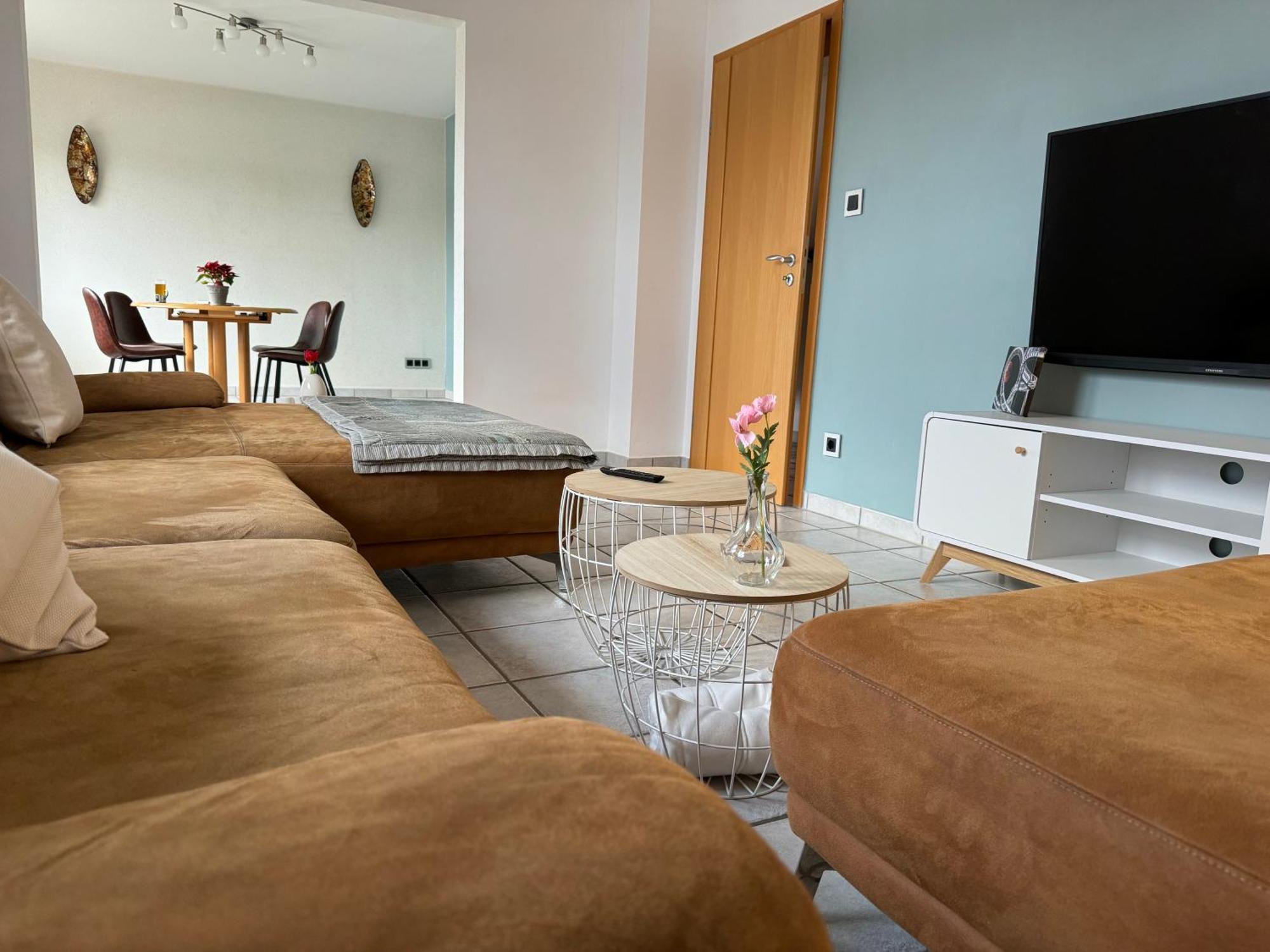 Ruhrpott Residenz - 3 Zimmer Suite - 70Qm Mit Balkon Oberhausen  Ngoại thất bức ảnh