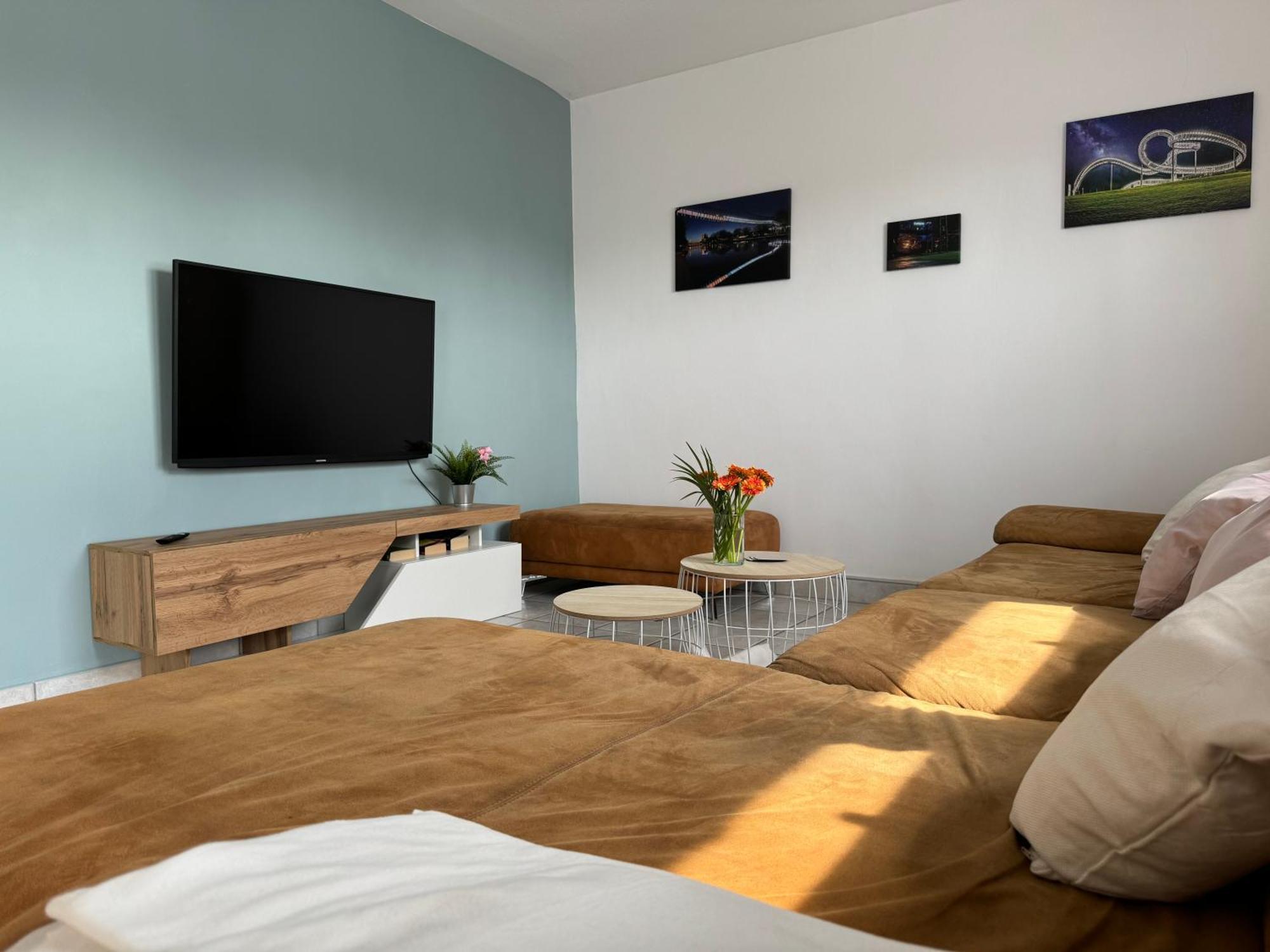Ruhrpott Residenz - 3 Zimmer Suite - 70Qm Mit Balkon Oberhausen  Ngoại thất bức ảnh
